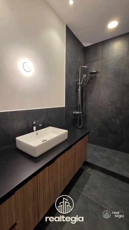 APARTAMENTO EN NOGALES DE CAYALÁ ZONA  16 - 4