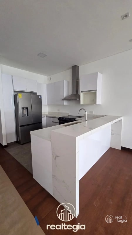 APARTAMENTO NOGALES DE CAYALÁ ZONA 16 - 1
