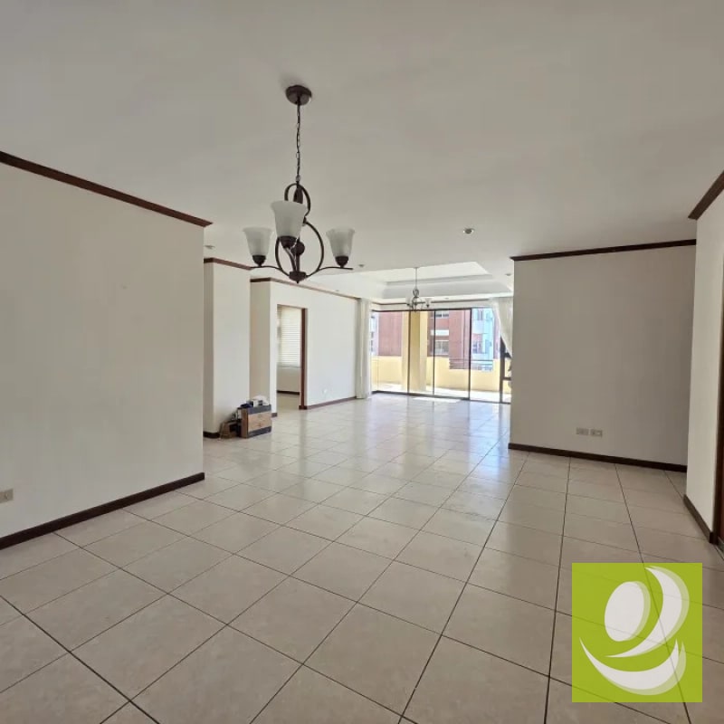 APARTAMENTO EN RENTA O VENTA EN CASTELLAR ZONA 10 - 7