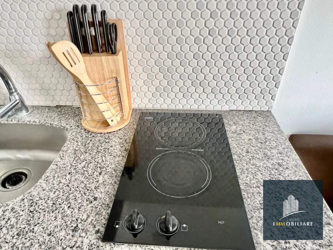 Apartamento amueblado en venta 4 Grados Norte, zona 4 - 5