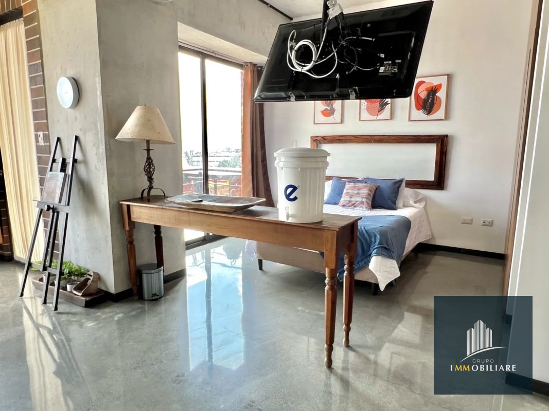 Apartamento amueblado en venta 4 Grados Norte, zona 4 - 4