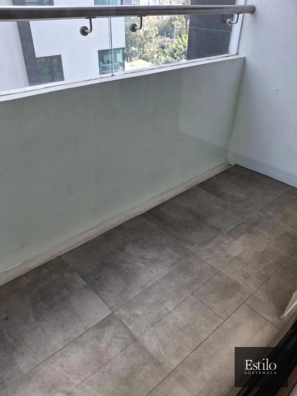 APARTAMENTO EN ALQUILER ZONA 15 - 3
