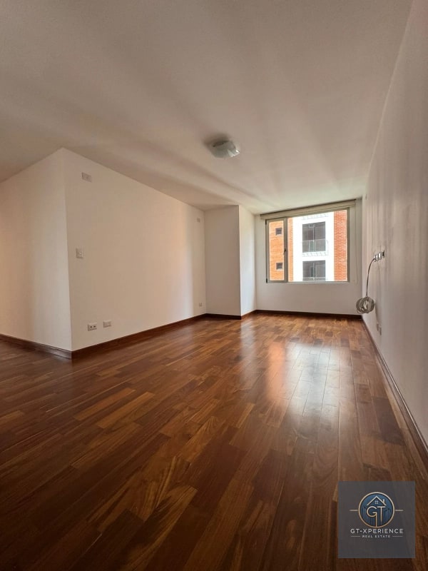 Lindo y amplio apartamento en edificio Aria, zona 10 - 3