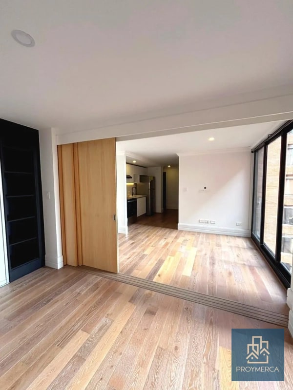 Apartamento con excelente ubicación en alquiler, Edificio Céntrico, Zona 5 - 9