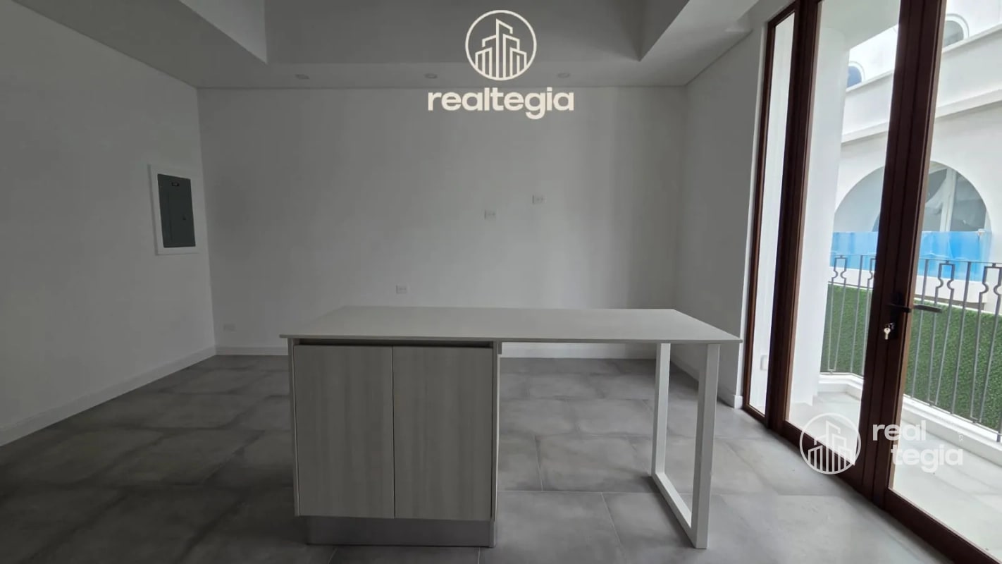APARTAMENTO ANTARES DE CAYALÁ ZONA 16 - 3