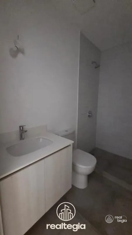 APARTAMENTO ANTARES DE CAYALÁ ZONA 16 — Apartamento en Venta en Zona 16, Guatemala, Ciudad — foto 2 de 5