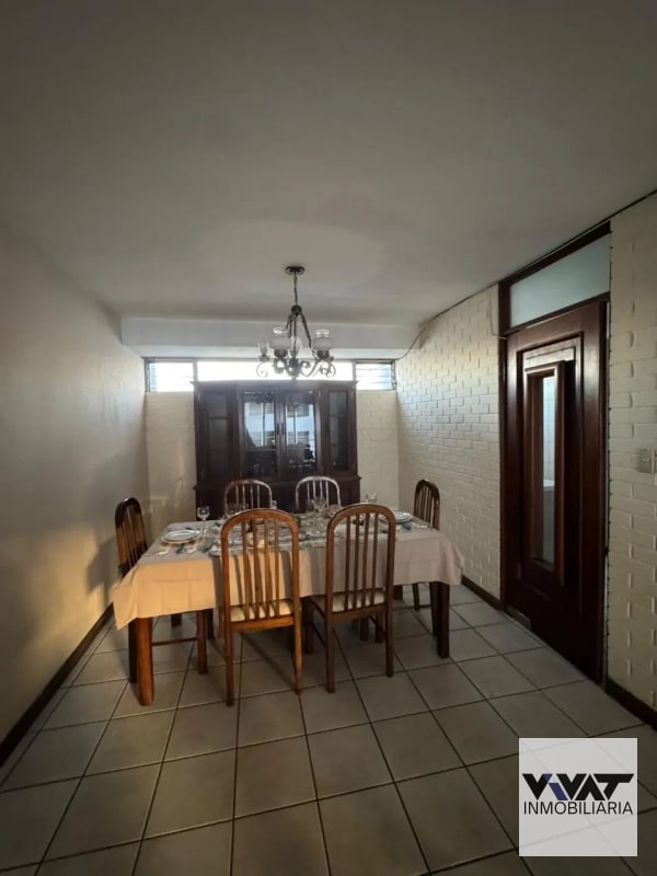 APARTAMENTO EN RENTA – SUITES EMBAJADOR, ZONA 10 - 2
