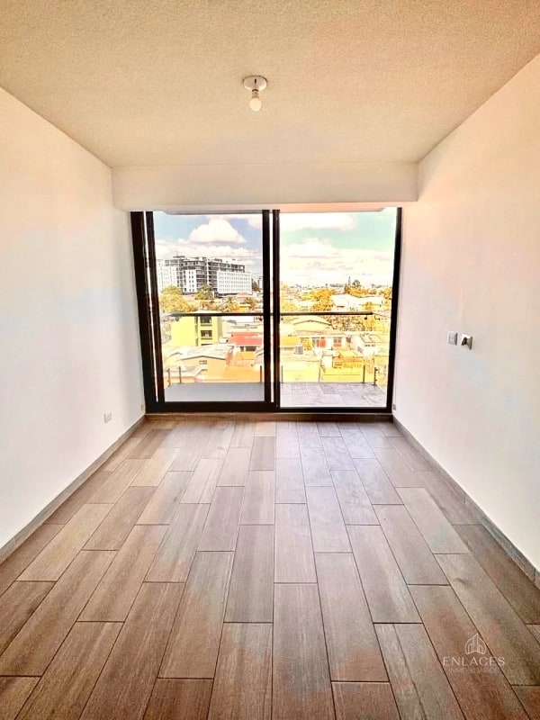 Zona 11 • Apartamento en Venta • Edificio Aralia - 2