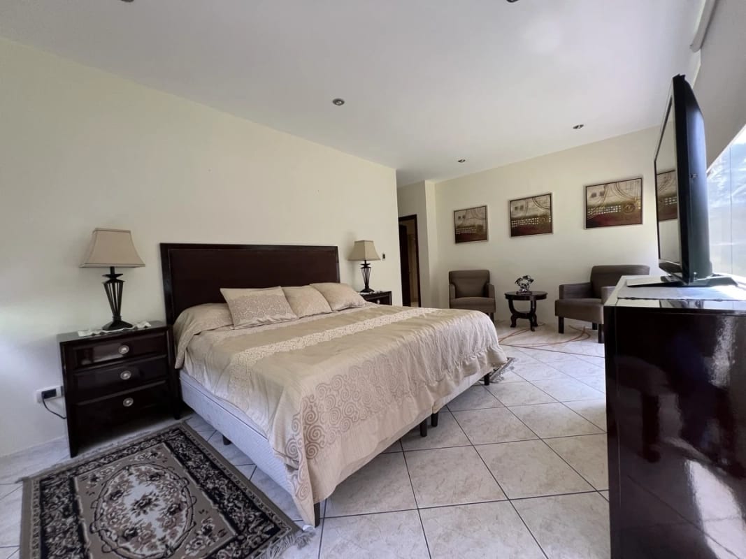 Venta amplio apartamento 3 Dormitorios | Milenia Zona 10 — Apartamento en Venta en Milenia, Zona 10, Guatemala, Ciudad — foto 9 de 17