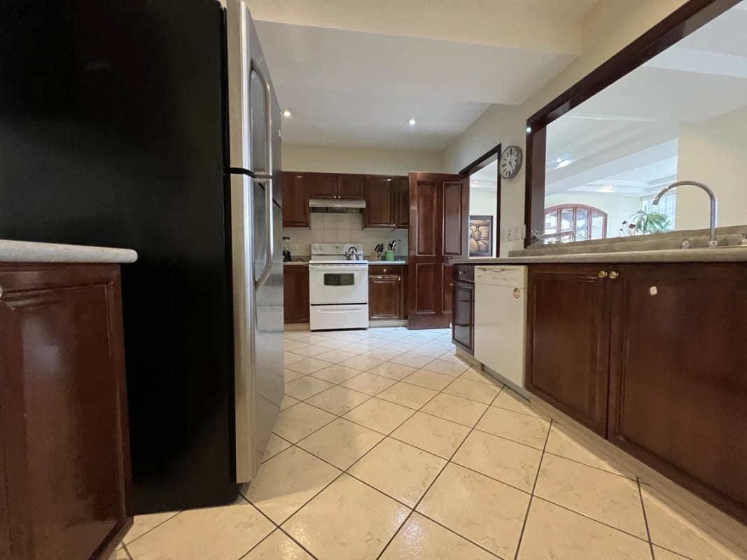 Venta amplio apartamento 3 Dormitorios | Milenia Zona 10 — Apartamento en Venta en Milenia, Zona 10, Guatemala, Ciudad — foto 13 de 17