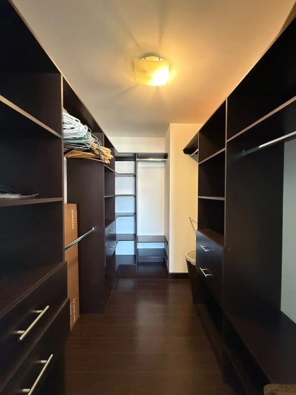 Vendo apartamento en zona 14 — Apartamento en Venta en Catania, Zona 14, Guatemala, Ciudad — foto 2 de 14