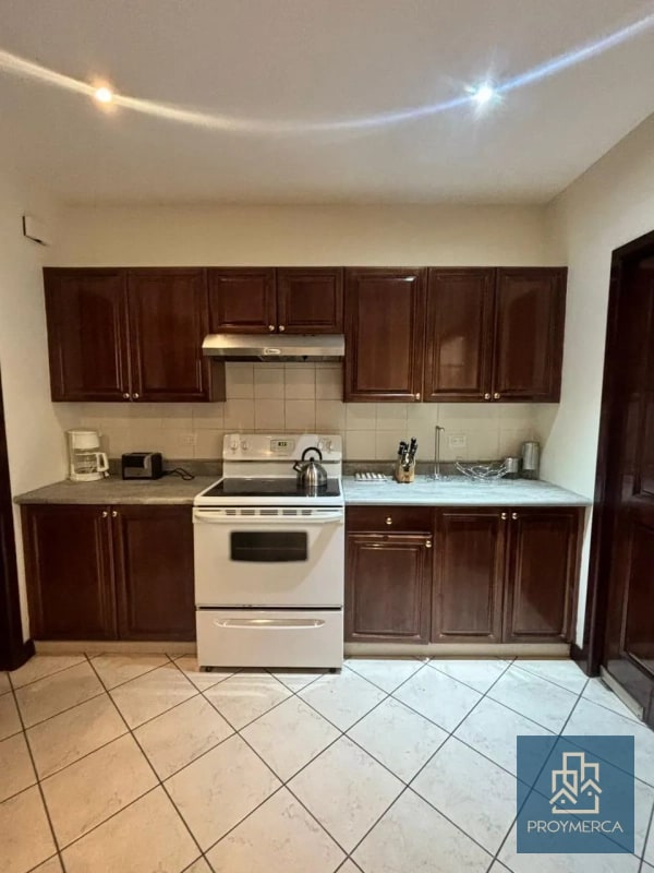 Apartamento en venta, Edificio Milenia, Zona 10 - 9