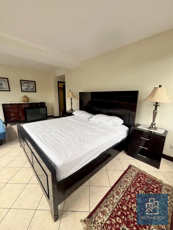 Apartamento en venta, Edificio Milenia, Zona 10 - 5