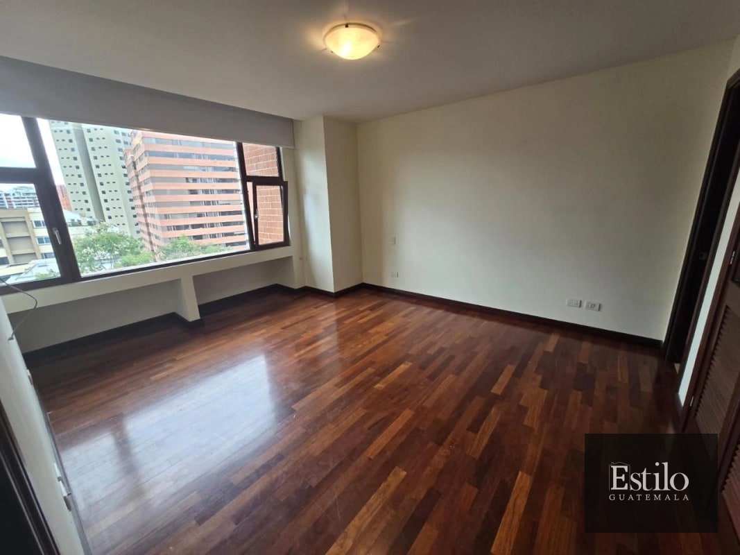 APARTAMENTO EN RENTA ZONA 14 - 6