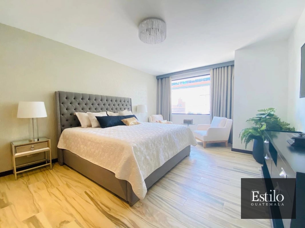 EXCLUSIVO APARTAMENTO  ZONA 14 - 8
