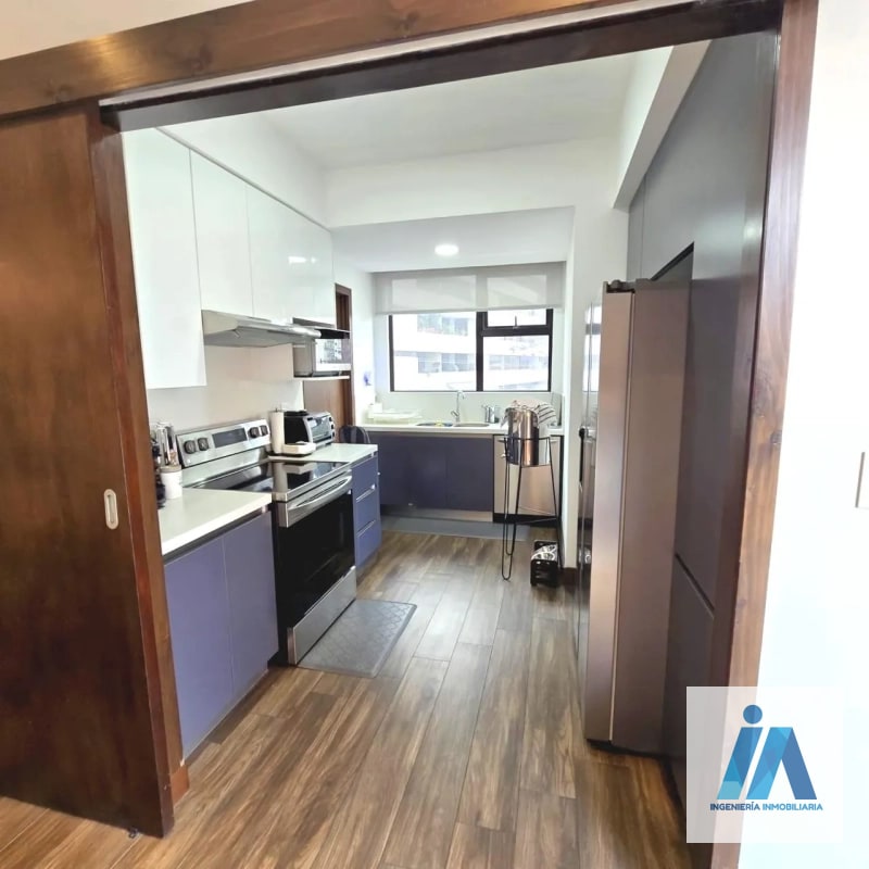 ⭕️ NUEVO PRECIO APARTAMENTO EN VENTA📍 Edificio Casa Roble, Zona 14 Espectacular apartamento con amplios ambientes - 13