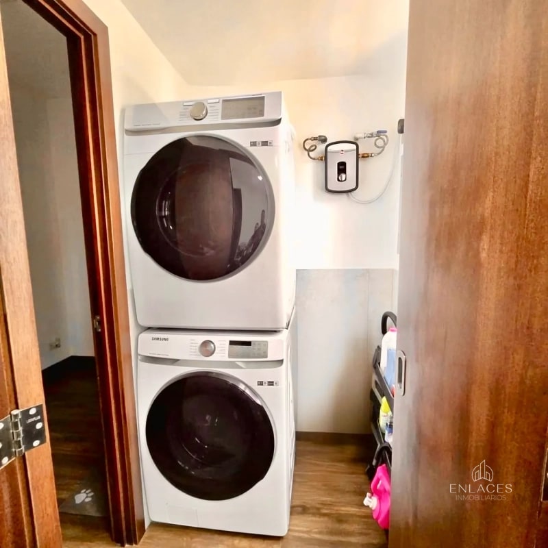 Zona 14 • Apartamento en Venta • Edificio Casa Roble - 8