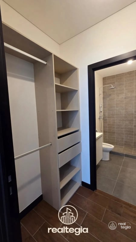 APARTAMENTO EN LIRIOS IV DE CAYALÁ ZONA 16 - 5