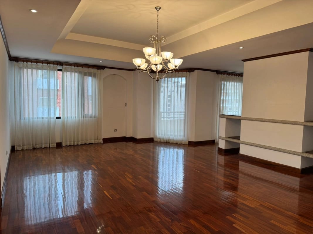 APARTAMENTO EN VENTA ZONA 10 — Apartamento en Venta en Torre Castelar, Zona 10, Guatemala, Ciudad — foto 1 de 4