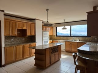 APARTAMENTO EN VENTA ZONA 10 — Apartamento en Venta en Torre Castelar, Zona 10, Guatemala, Ciudad — miniatura 4 de 4