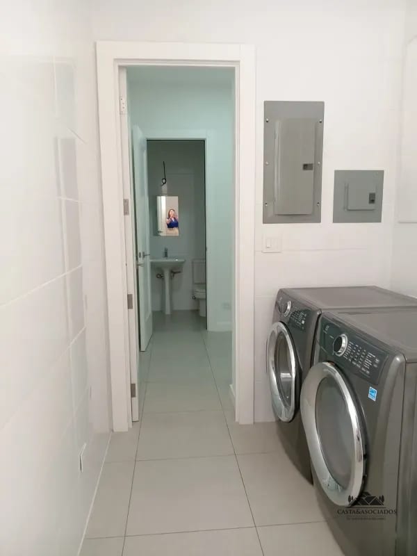 APARTAMENTO EN RENTA ZONA 10 — Apartamento en Alquiler en Zona 10, Guatemala, Ciudad — foto 4 de 12