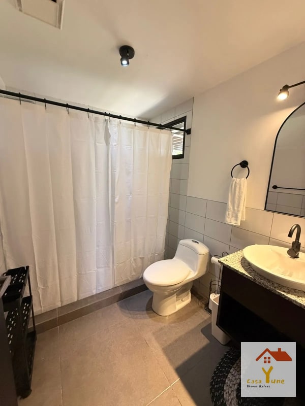 Apartamento en alquiler zona 10 Edificio Fabra amueblado - 2