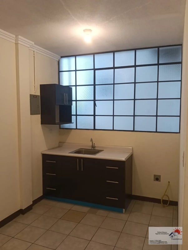 RENTO APTO ZONA 1, DE 2 HAB/SALA,COMEDOR,COCINA/1 BAÑO/1 PARQUEO MOTO/Q.3500 - 10