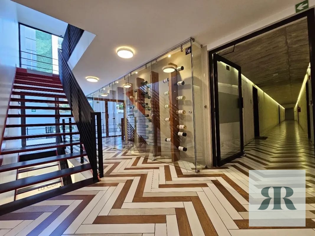 *Venta Apartamento con jardín BE14, Z14, por La Villa* — Apartamento en Venta en La Villa, Zona 14, Guatemala, Ciudad — foto 2 de 8