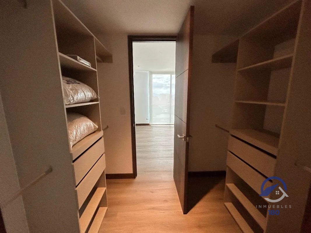 Apartamento en venta en Edificio Artis, zona 13 - 4