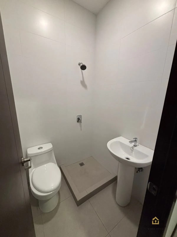 Apartamento de Lujo en Edificio Echo, Zona 14 | 2 Habs + Servicio | Amenidades  Premium - 5