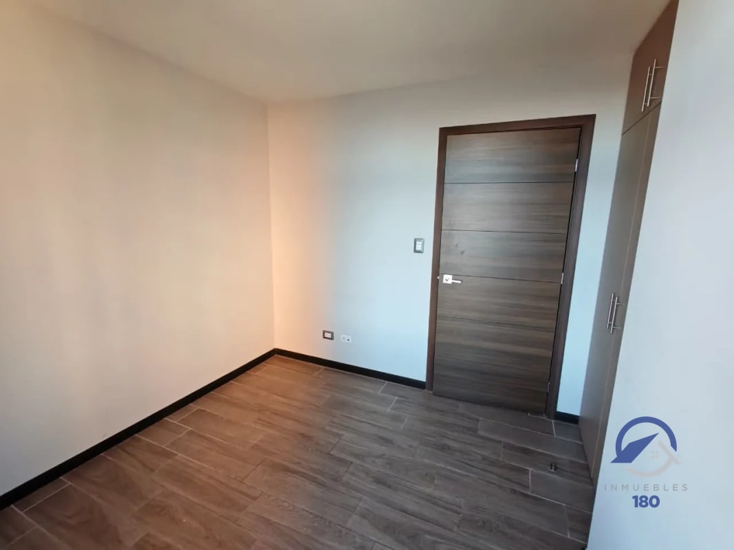 Apartamento en venta en Edificio Niko 10, zona 10 - 13