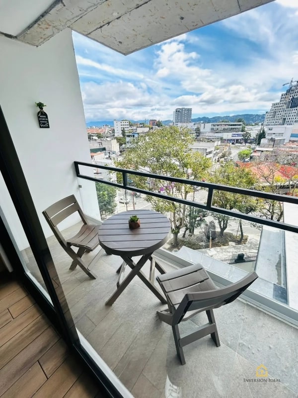 Apartamento Amueblado en Edificio Inara | 2 Hab + 2 Baños | $1,050 - 9
