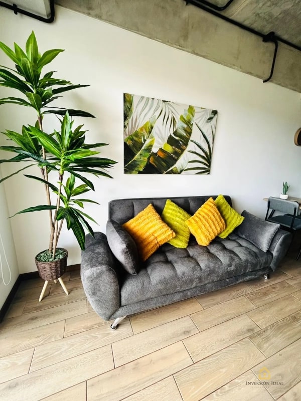 Apartamento Amueblado en Edificio Inara | 2 Hab + 2 Baños | $1,050 - 7