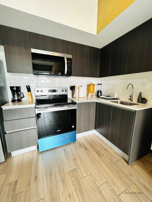 Apartamento Amueblado en Edificio Inara | 2 Hab + 2 Baños | $1,050 - 2
