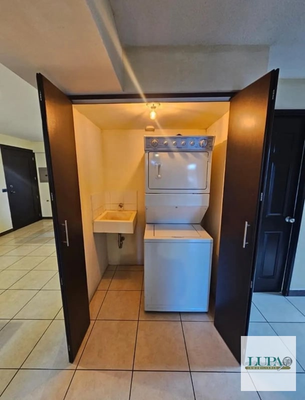 Rento apartamento amplio en Jardines de Las  Charcas 1 - 2