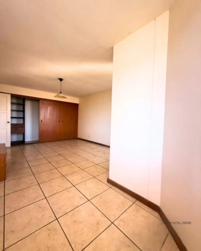 APARTAMENTO EN RENTA EN ZONA 10 CON BALCÓN - 3