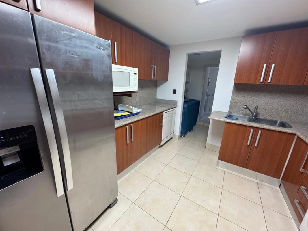 Zona 14 Marques del Valle, apartamento en alquiler — Apartamento en Alquiler en Marqués del Valle, Zona 14, Guatemala, Ciudad — foto 9 de 11