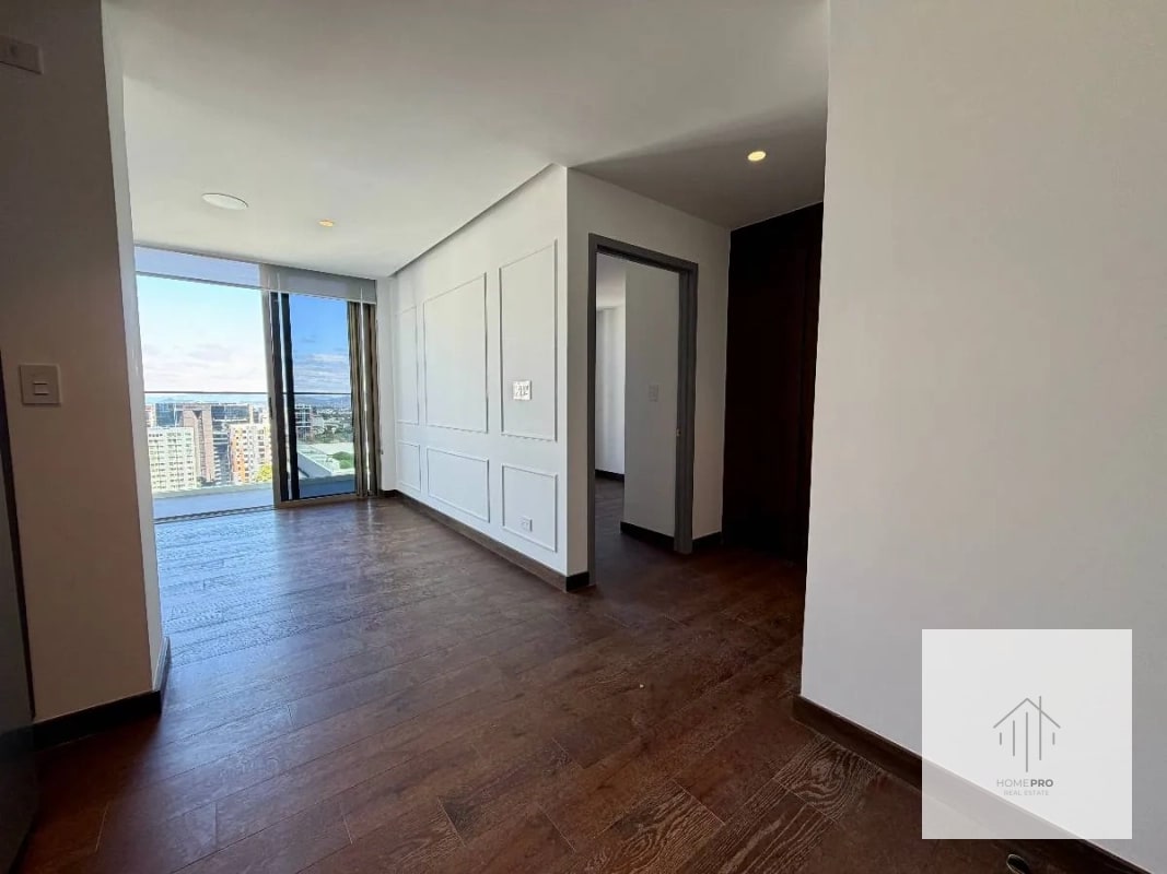 Apartamento Nuevo en Renta en Zona 10 - 12
