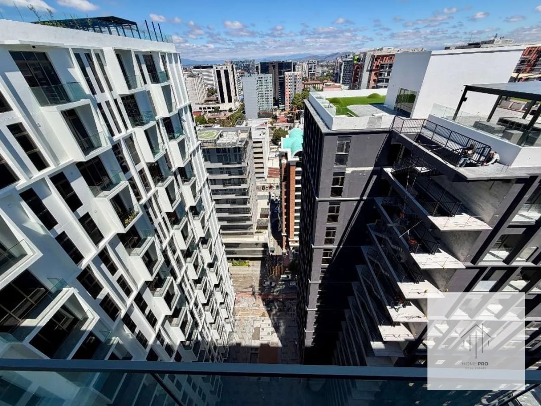 Apartamento Nuevo en Renta en Zona 10 - 11