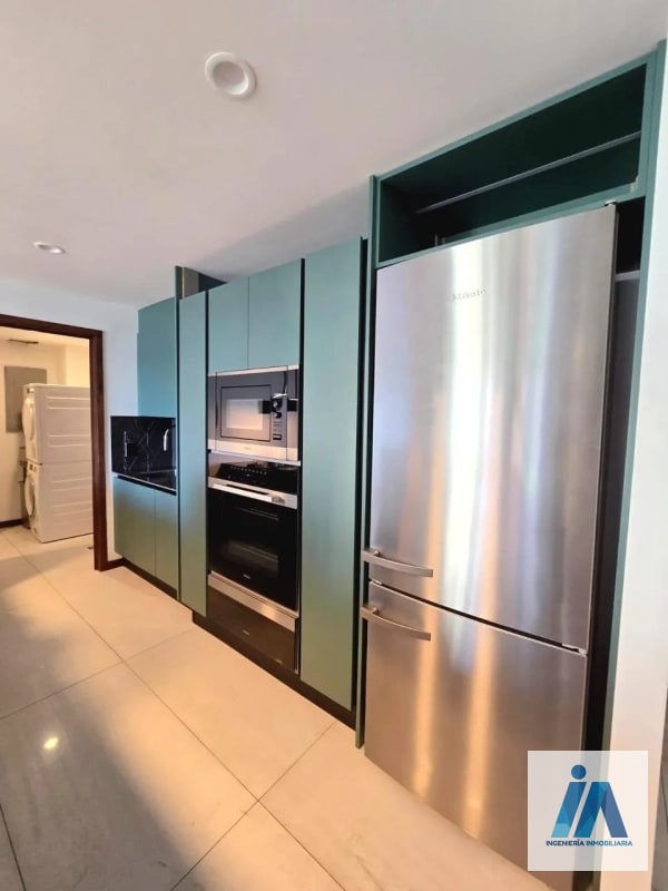 APARTAMENTO SEMIAMUEBLADO EN ALQUILER📍 Reserva 5ta Avenida, Zona 14 Vive en el corazón de la Zona 14, en un apartamento que combina lujo, amplitud y un diseño contemporáneo - 12