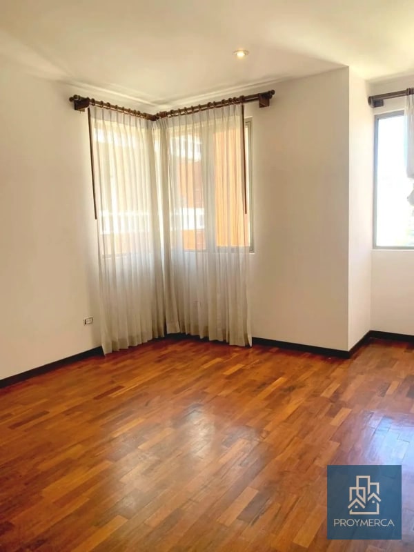 Apartamento en alquiler, Torre Quattro, Zona 14 - 2