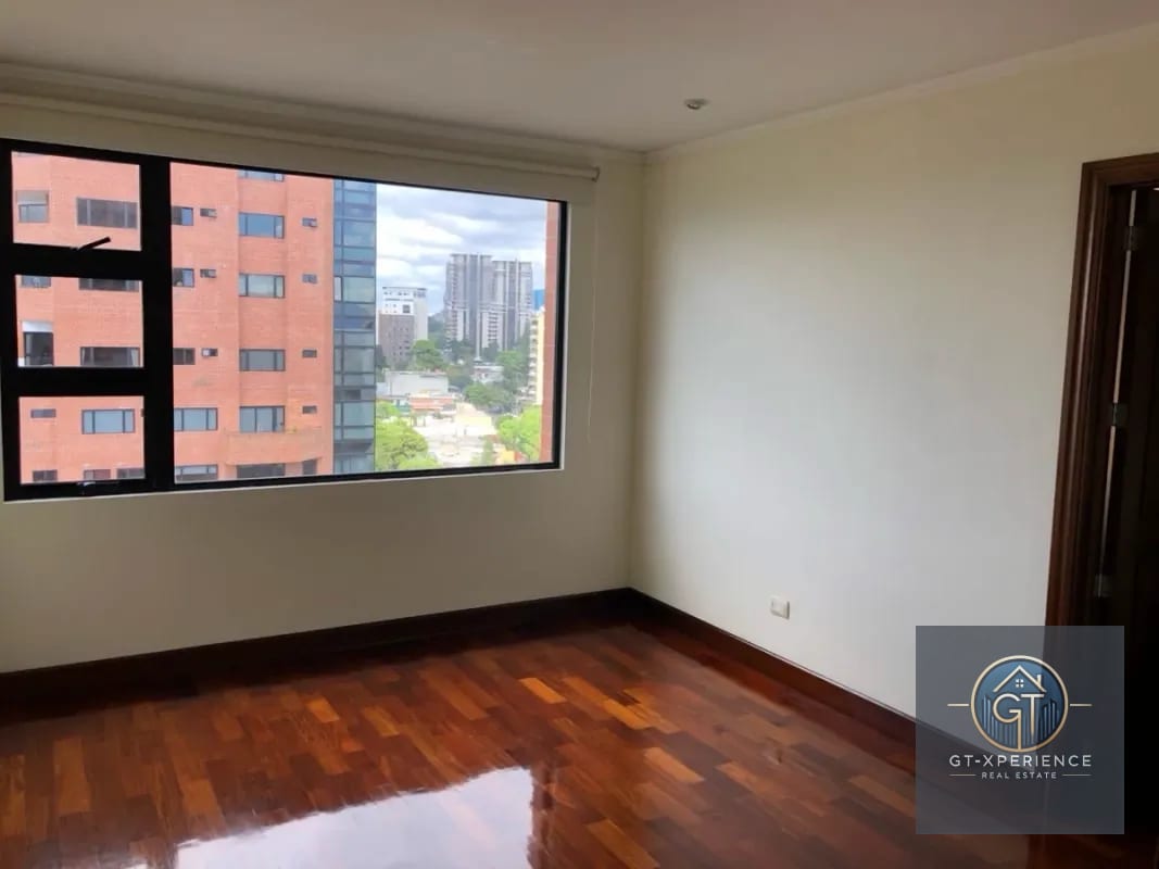 Lindo y amplio apartamento en edificio San Ángel, zona 14 — Apartamento en Venta en San Ángel, Zona 14, Guatemala, Ciudad — foto 10 de 13
