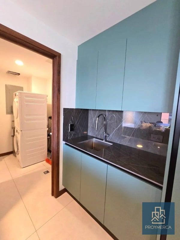Apartamento semi amueblado en alquiler, Reserva 5ta Avenida, Zona 14 - 12