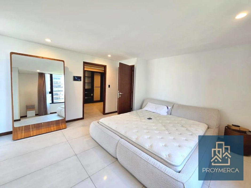 Apartamento semi amueblado en alquiler, Reserva 5ta Avenida, Zona 14 - 11