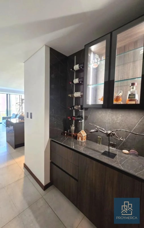Apartamento semi amueblado en alquiler, Reserva 5ta Avenida, Zona 14 - 9