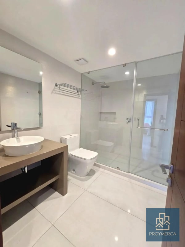 Apartamento semi amueblado en alquiler, Reserva 5ta Avenida, Zona 14 - 6