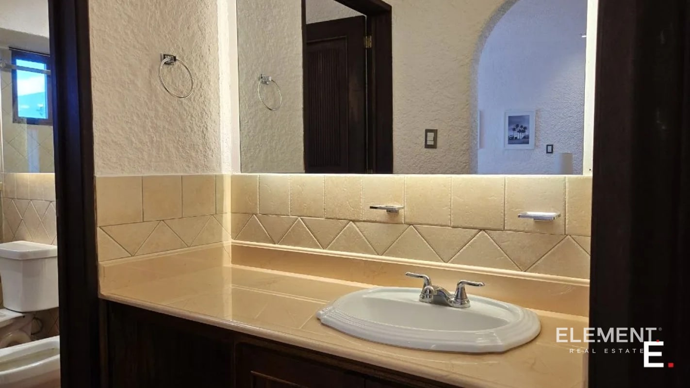 Apartamento con jardín y amueblado en renta- Mediterraneo VH1, Z. 15 - 5