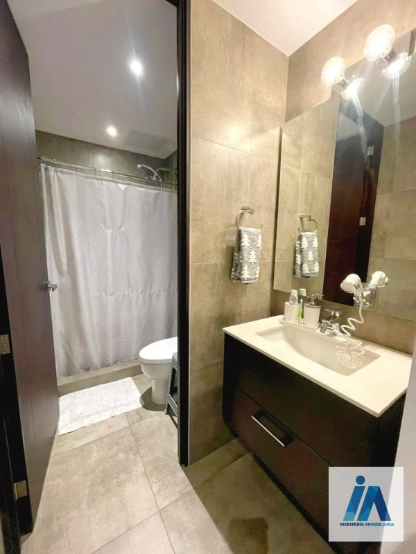 APARTAMENTO EN VENTA📍 Edificio Liv VH1, Zona 15 Un hogar diseñado para quienes buscan espacios versátiles - 3