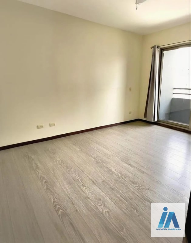 APARTAMENTO EN ALQUILER📍Edificio Neo, Zona 10  Ubicación privilegiada, ambientes iluminados - 6