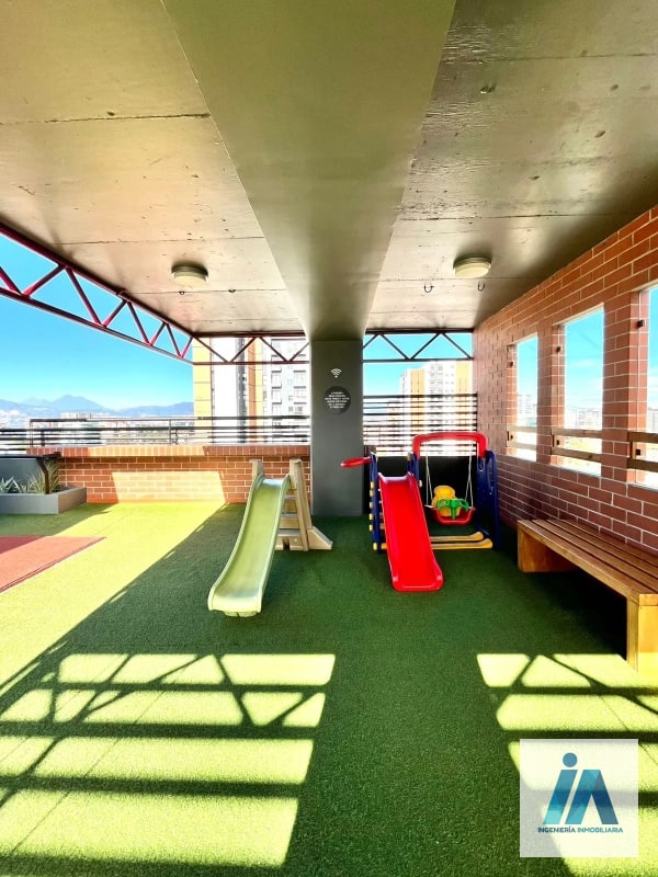 APARTAMENTO EN ALQUILER📍Edificio Neo, Zona 10  Ubicación privilegiada, ambientes iluminados - 2